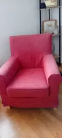 Roter IKEA Sessel