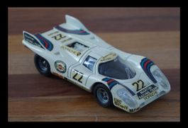Porsche 917 Martini Racing Solido 1:43 Modellauto