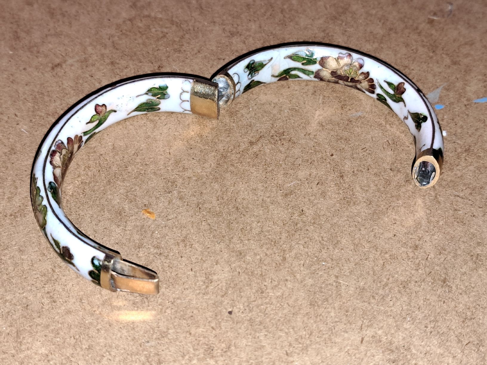 Bracciali & Braccialetti: Vintage Cloisonné Armreif, Blumenmuster,emailliert – Usato da Kölliken venduto da Upcycling-by-Mc-TAM