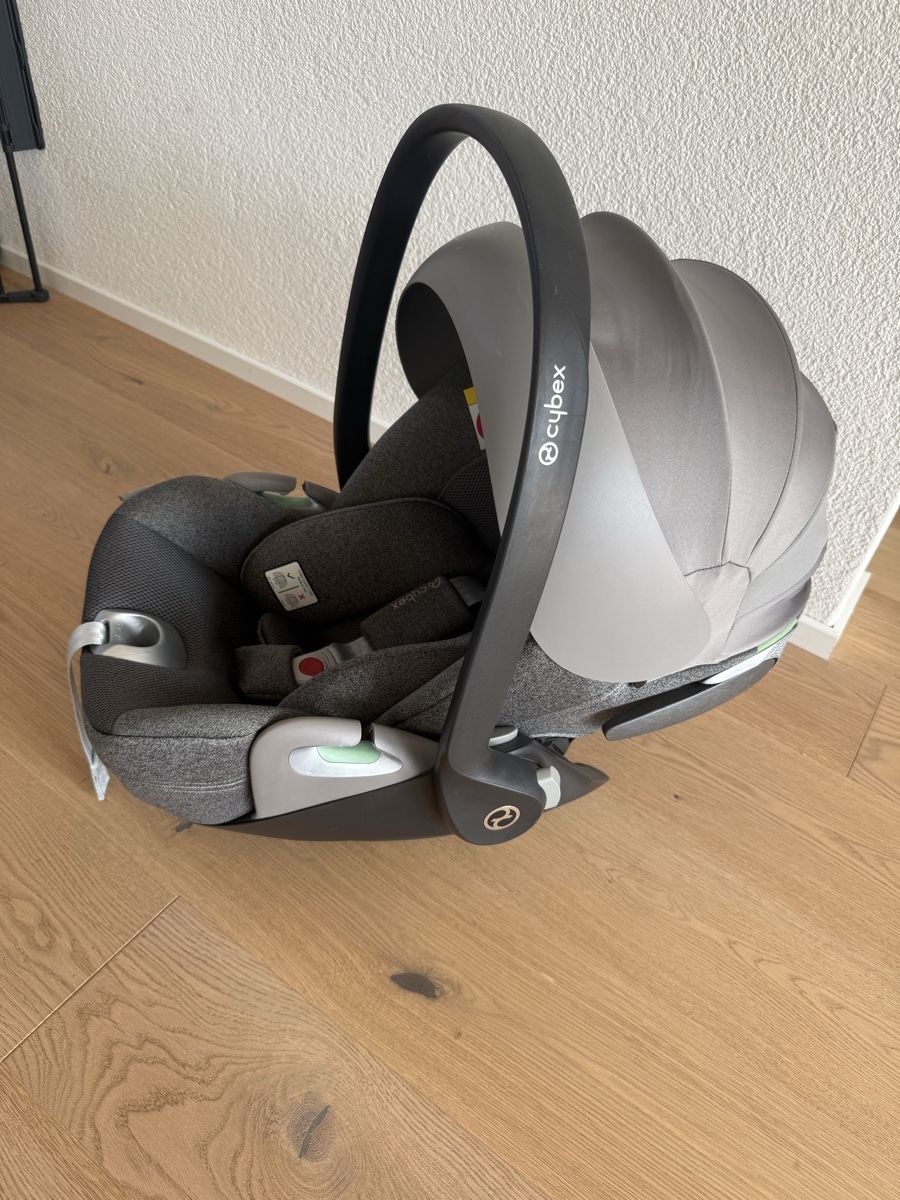 Cybex Seggiolini per auto: Babyschale Cybex Cloud T i-Size – Usato da Oberdorf SO venduto da fani05