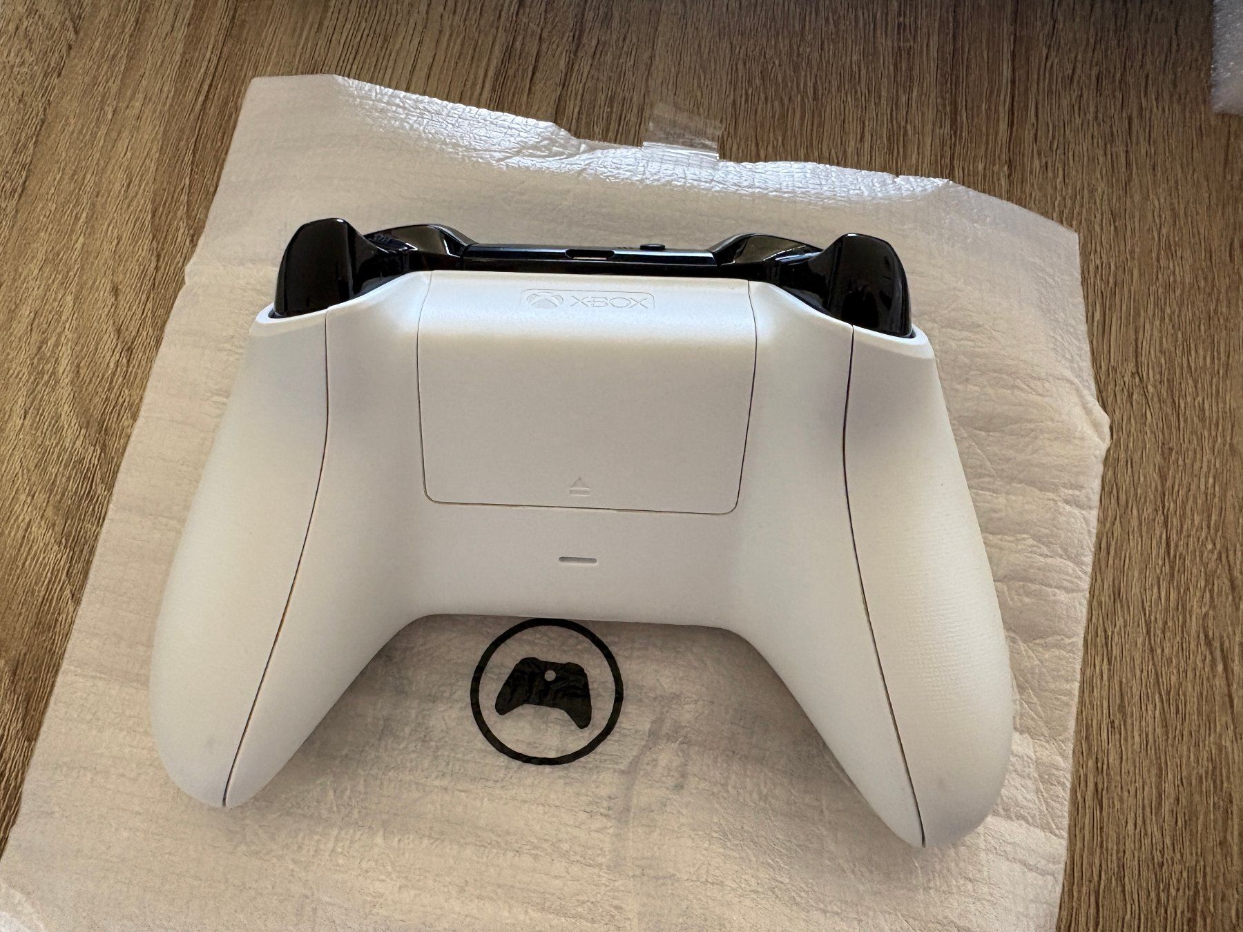 Microsoft Console: Xbox One X Edition Robot White / TOP / RARITAT – Usato da Petit-lancy venduto da Jototti 5