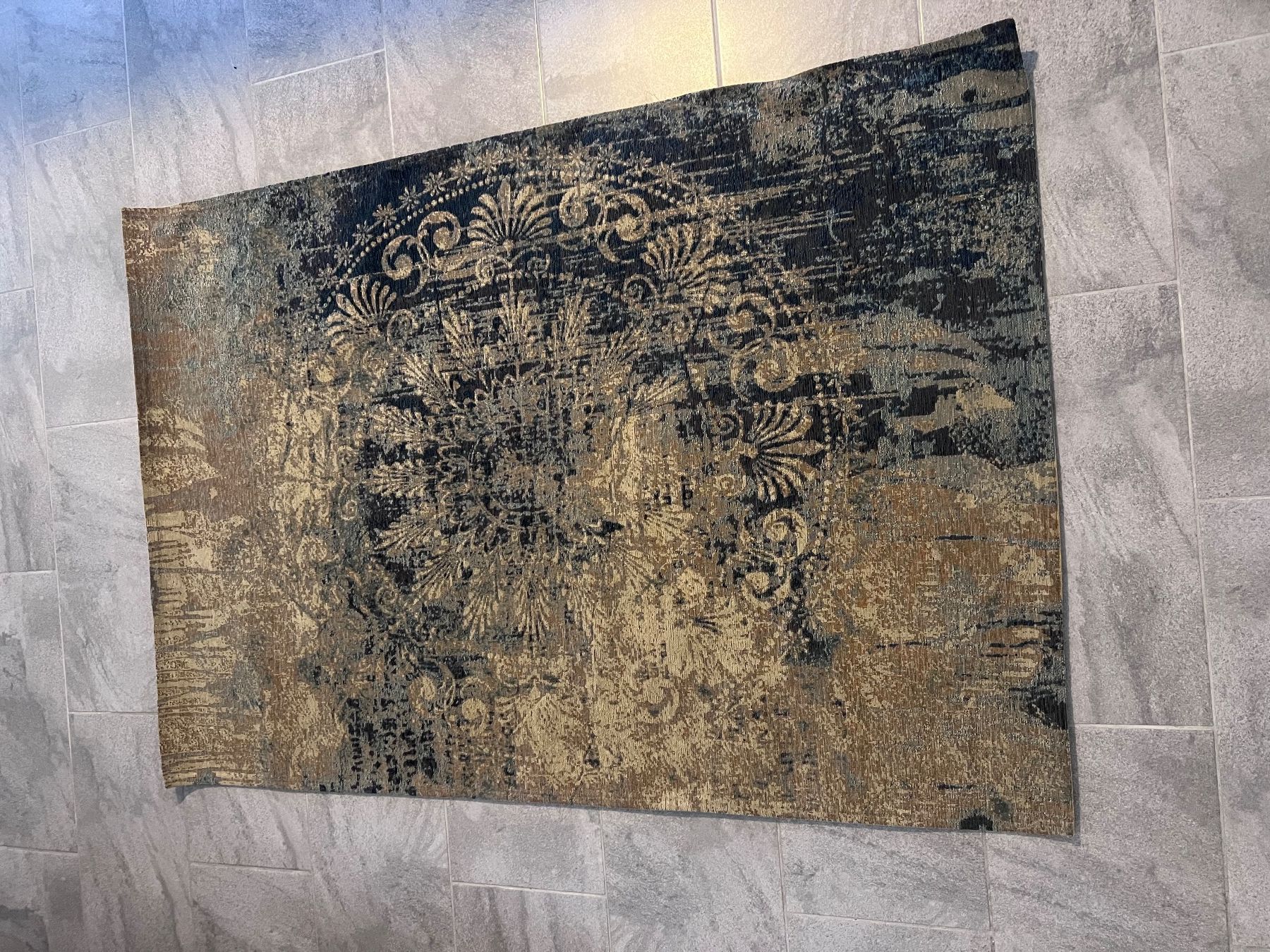 Tappeti: LUXOR- living Teppich antique – Usato da Zürich venduto da Jakomo007