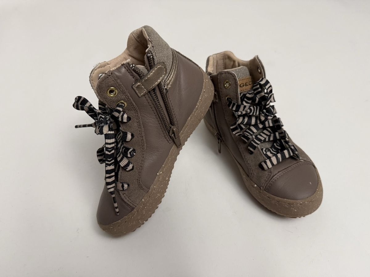 Geox Chaussures filles: Geox Schuhe - Gr.28 NEU – Neuf (Voir description) à Langnau am Albis par del_h9r7