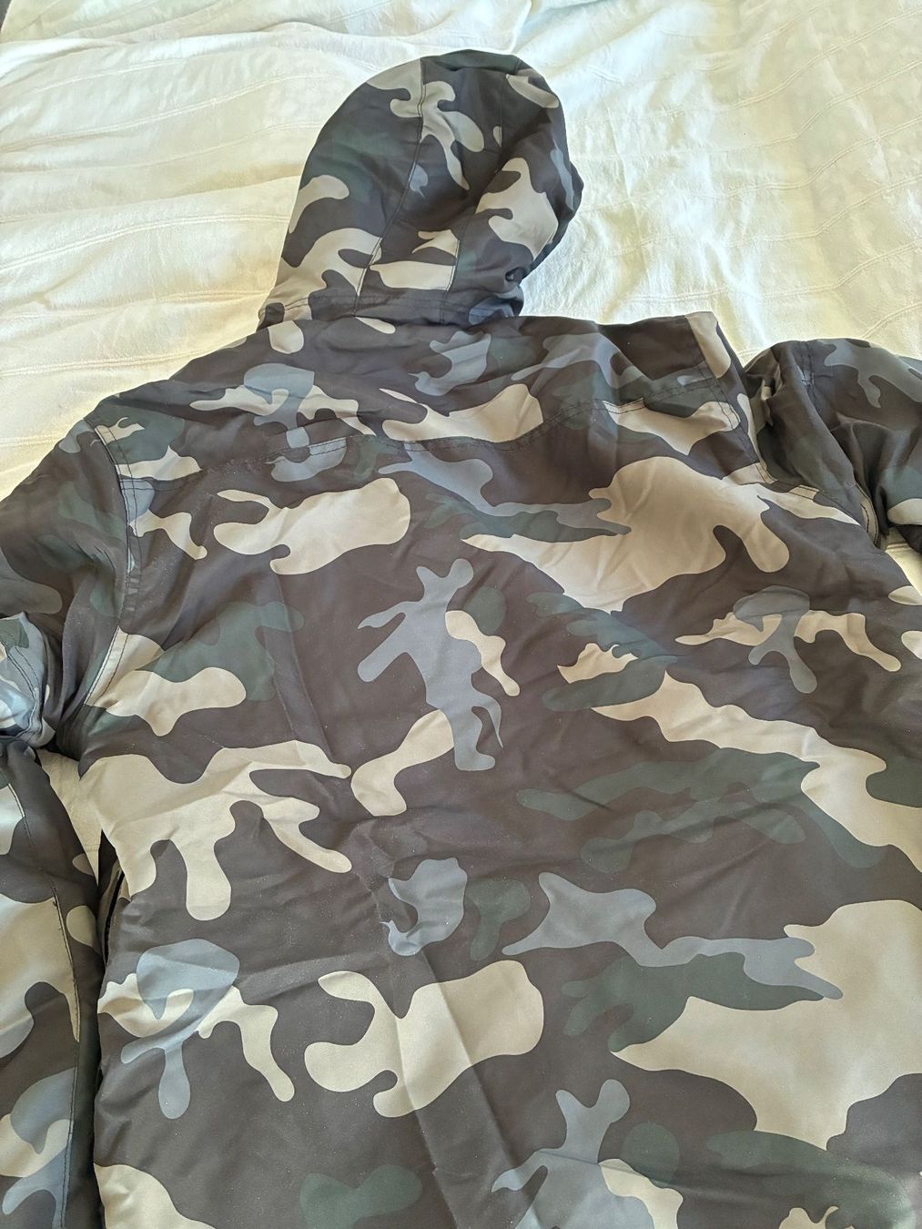 Giacche: Snowboardjacke gr. M – Usato da Hünenberg See venduto da BoAr 1
