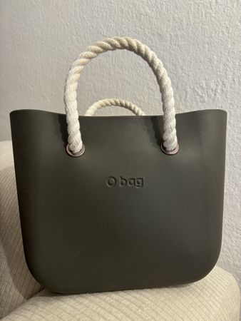 Khaki mini O bag handbag with white rope and leather handles