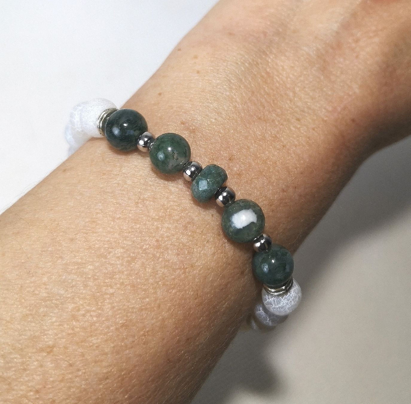 Bracciali & Braccialetti: weiss-grüne Stein Armk. - Spendenaktion – Nuovo (secondo la descrizione) da Unterkulm venduto da Nachtigall 2
