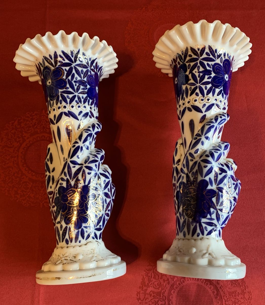 Vasen & Gefässe: Vase  en Opaline XIX siècle ondulée. 2 vases. – Gebraucht aus Prilly von Sissi_1009 2