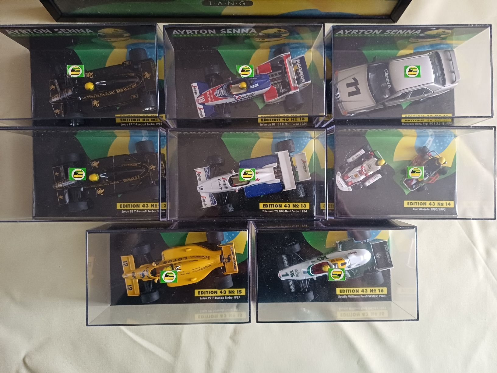 Lotus Modellini d'auto: collection Ayrton Senna racing – Nuovo e nell'imballaggio originale da Chateau d' Oex venduto da Dodom 3