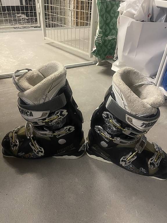 Scarpe da uomo: scarponi sci – Usato da Lugano venduto da naz_zkg8 2