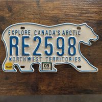  🇨🇦 Autoschild, Northwest Territories RE2598 - Kanada