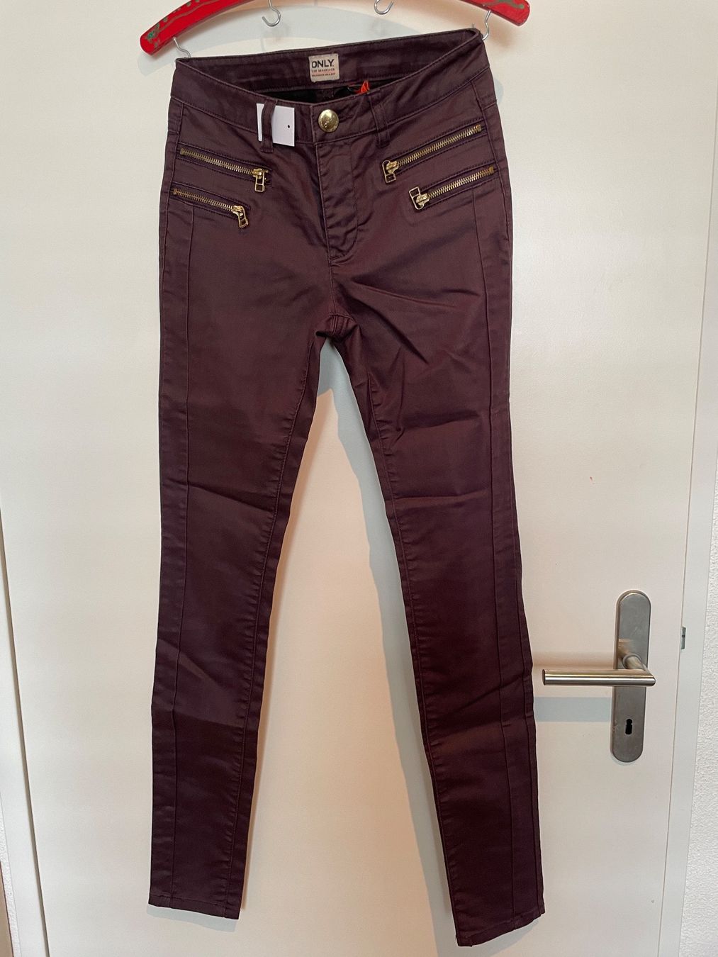 Hosen: Hosen Grösse 164/170 – Gebraucht aus Neuenkirch von balani