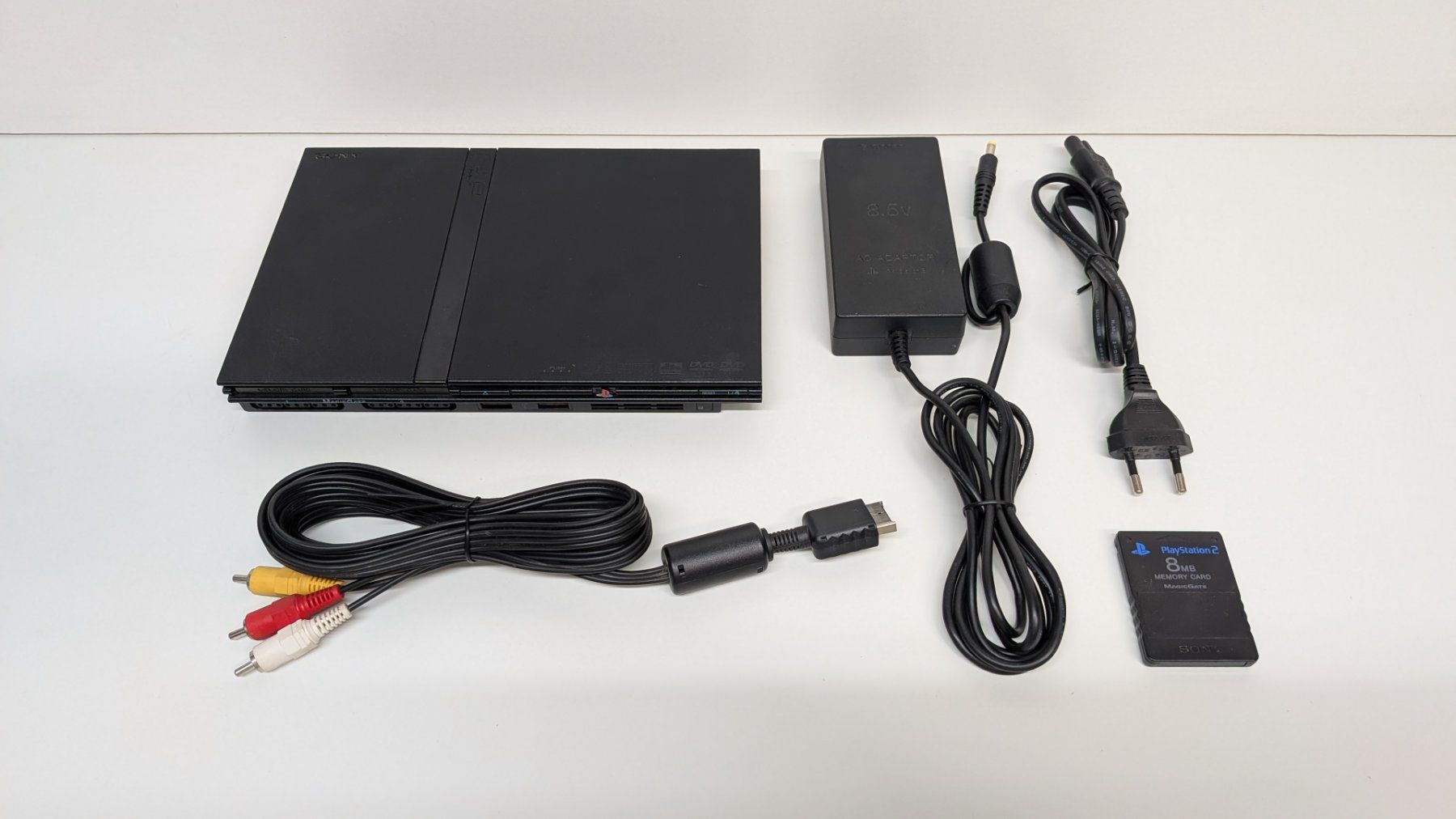 Sony Consoles: PlayStation 2 Slim mit Zubehör – D'occasion à Menziken par mame18
