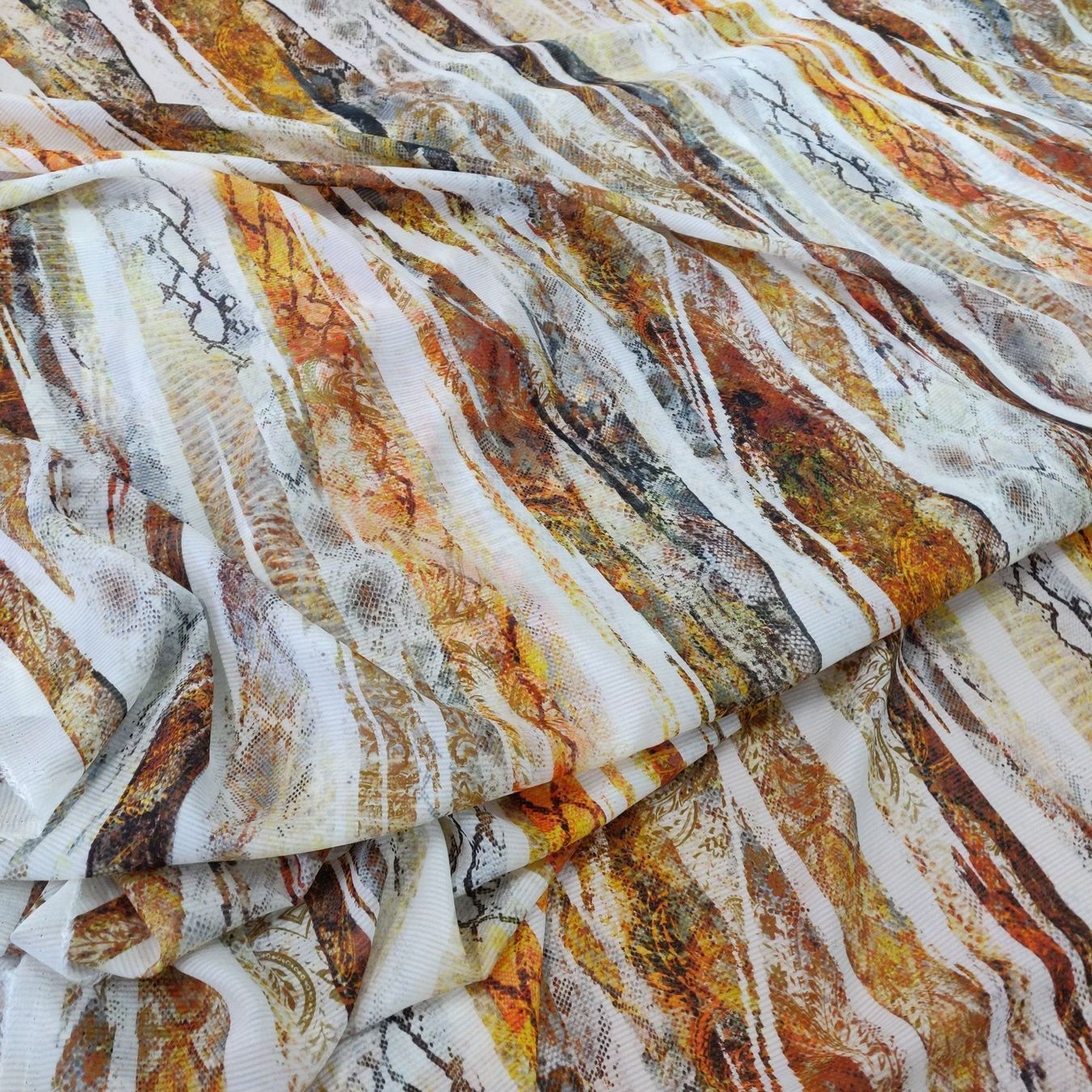 Stoffe: Designer Seide Seta Silk Stoff 2.00x1.45m white snake – Neu (gemäss Beschreibung) aus Lufingen von Voyager7