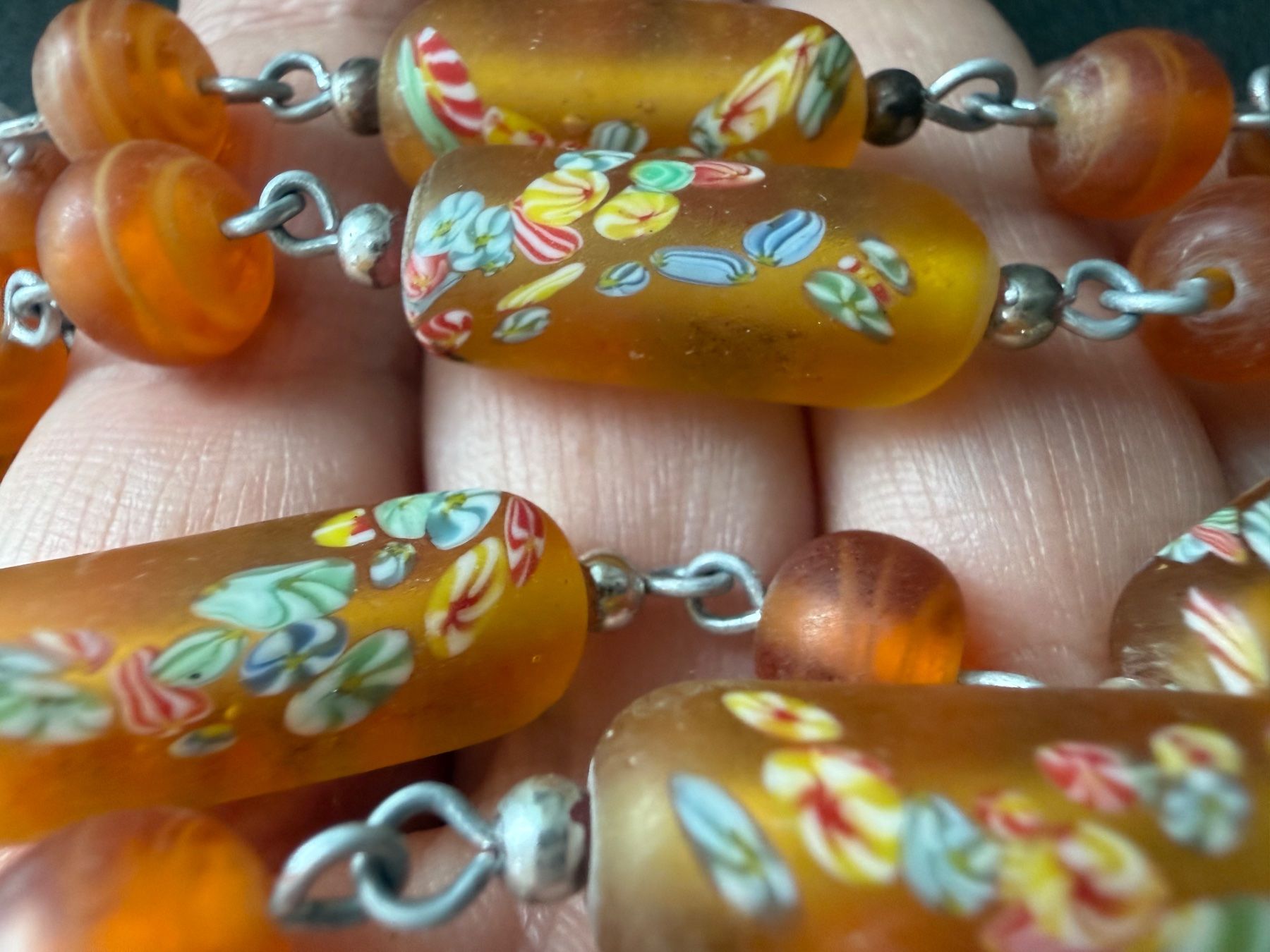 Catenine: Vintage Halskette Glas, orangefarbene Perlen – Usato da Lamone venduto da LaCantinaMagica 5