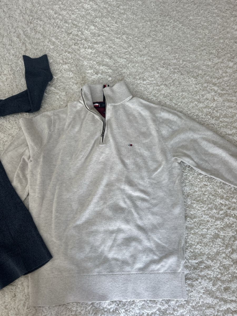 Tommy Hilfiger Pullover & Sweatshirts: Tommy Hilfiger Pullover 2 Stk.  – Gebraucht aus St. Gallen von Ursula66 1