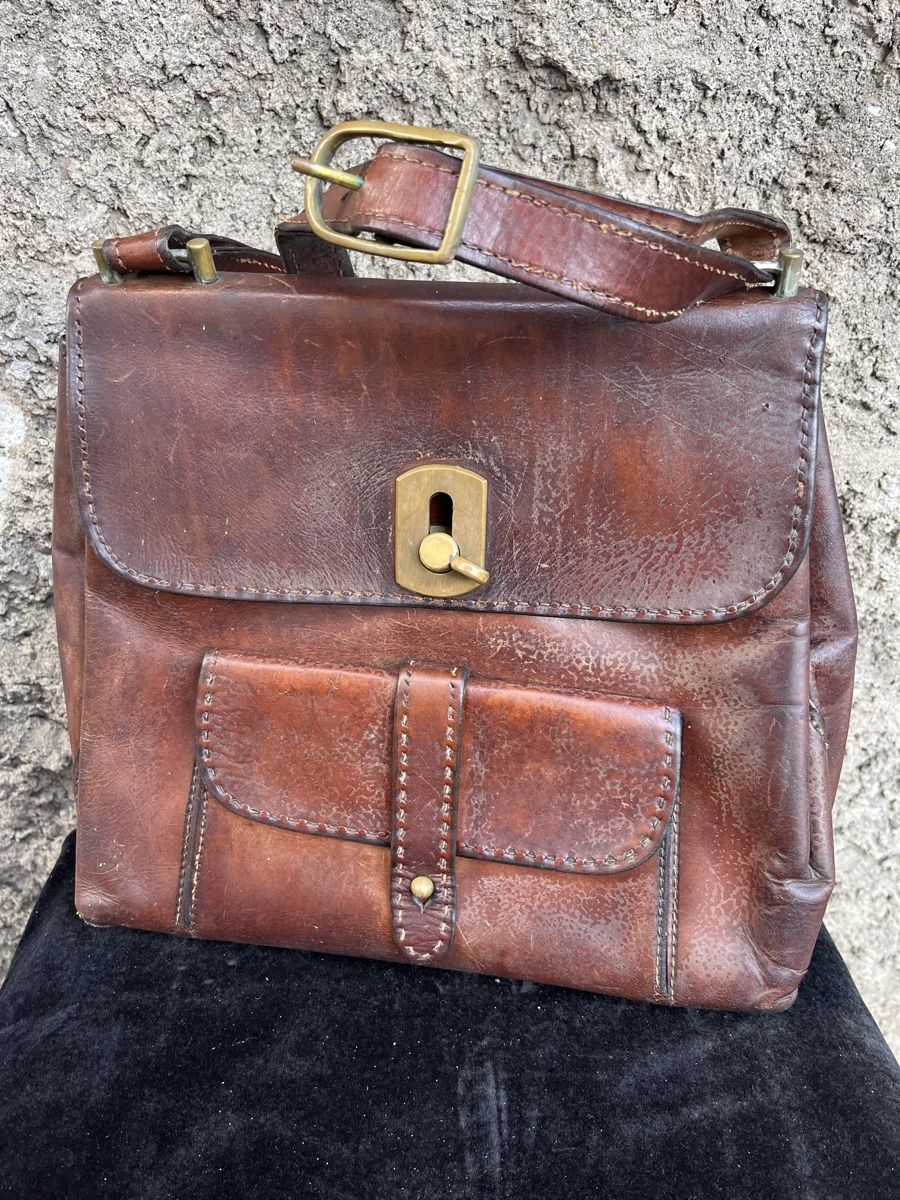Sacs: Ledertasche braun gebraucht – D'occasion à Brienz BE par hey_z9vg