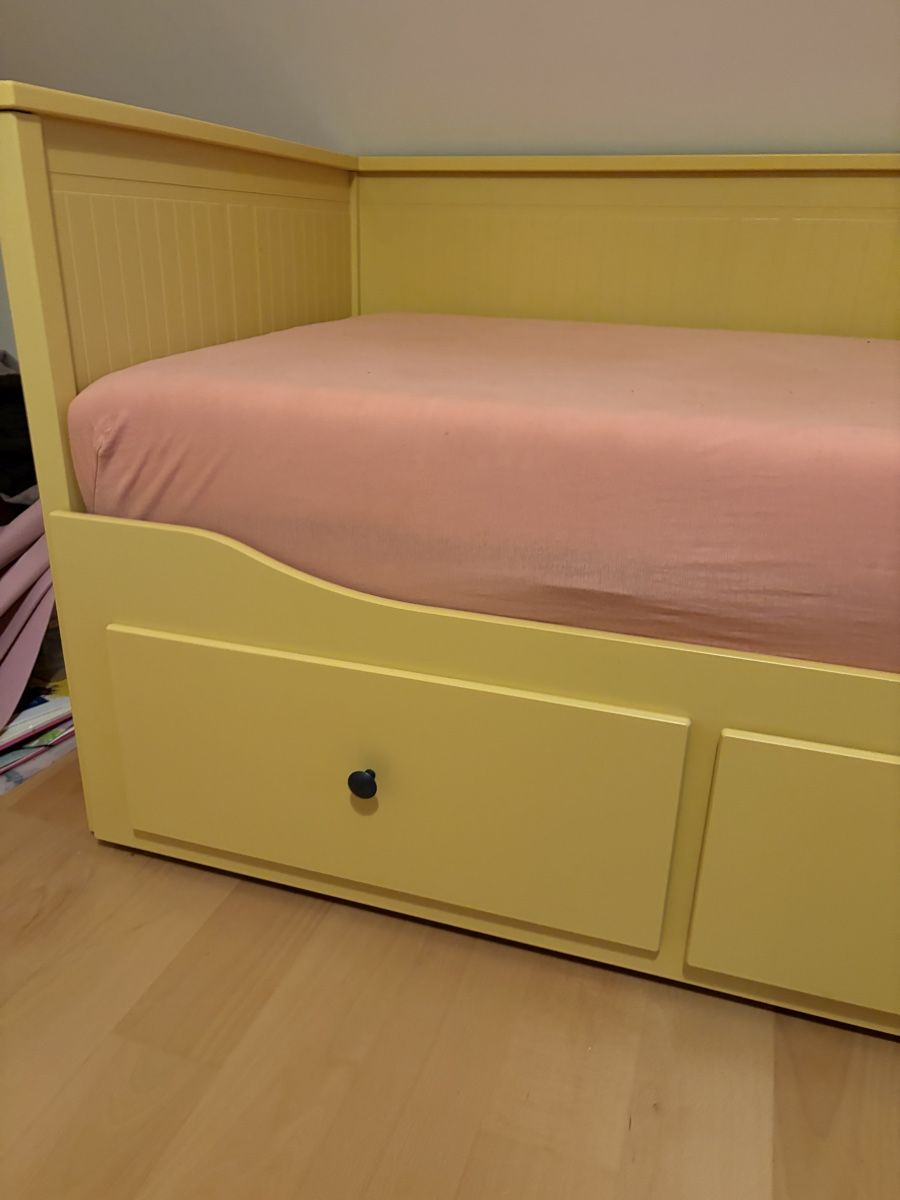 Lits: Ikea HEMNES Bett neuwertig – D'occasion à Winterthur par GLMI08 4