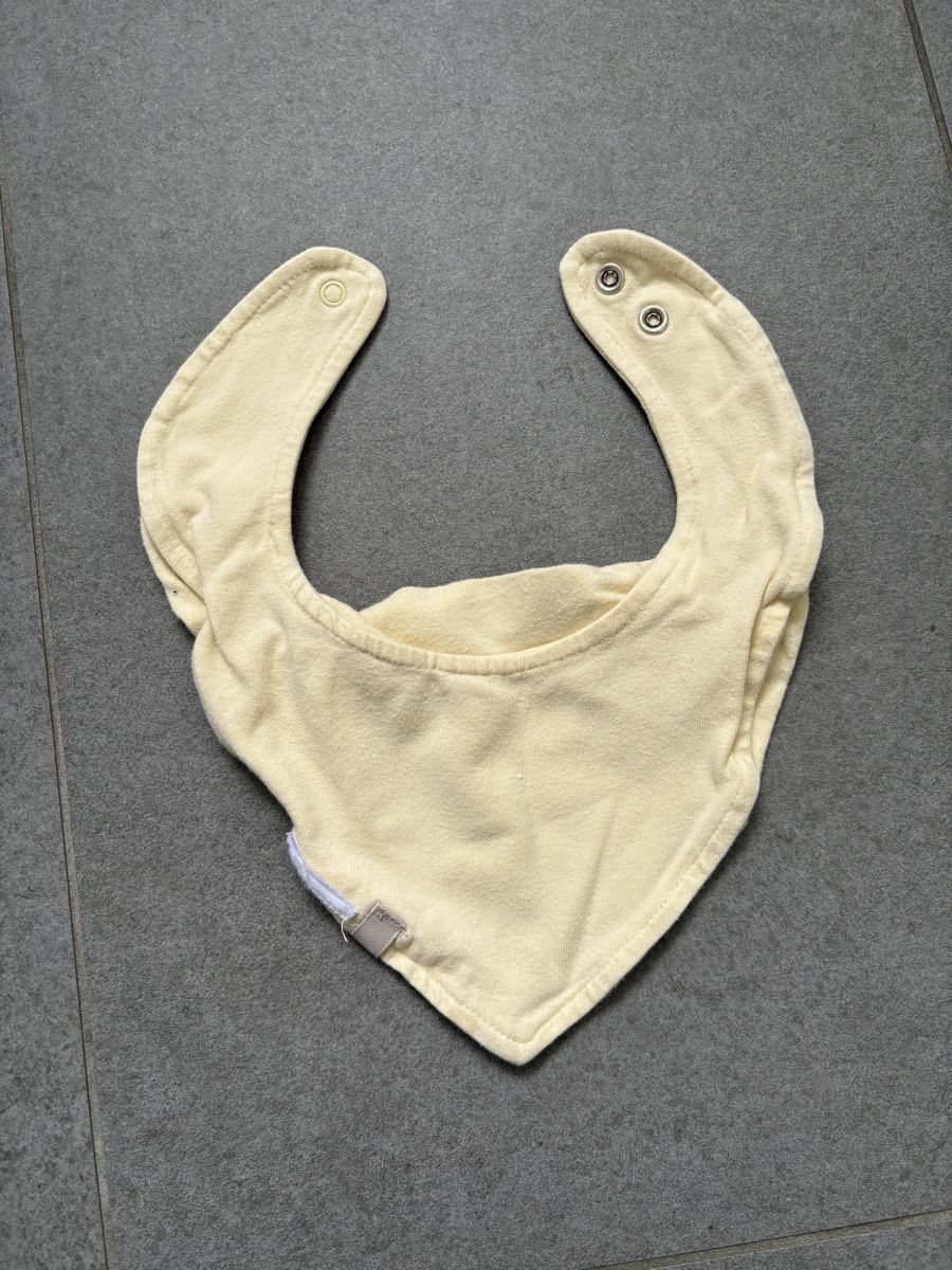 Repas pour bébés: Lätzchen – D'occasion à Breitenbach par mi95st 1