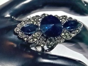 Ringe: ring modeschmuck mit echt kristall – Neu (gemäss Beschreibung) aus Basel von bij_5hqd