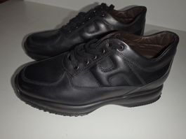neue dunkelbraune HOGAN Herrenschuhe Gr. 39