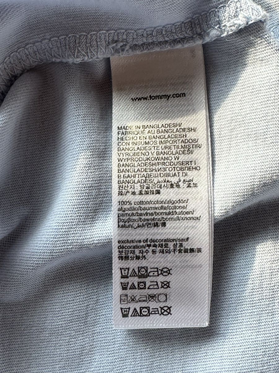 Tommy Hilfiger Hemden, T-Shirts & Polos: T-shirt in cotone Tommy – Gebraucht aus Castel San Pietro von Moregi 3