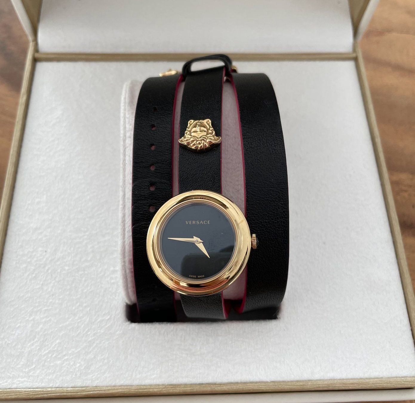 Versace Montres: Versace Armbanduhr (56cm) – D'occasion à Dagmersellen par Arcticsnow2017 2