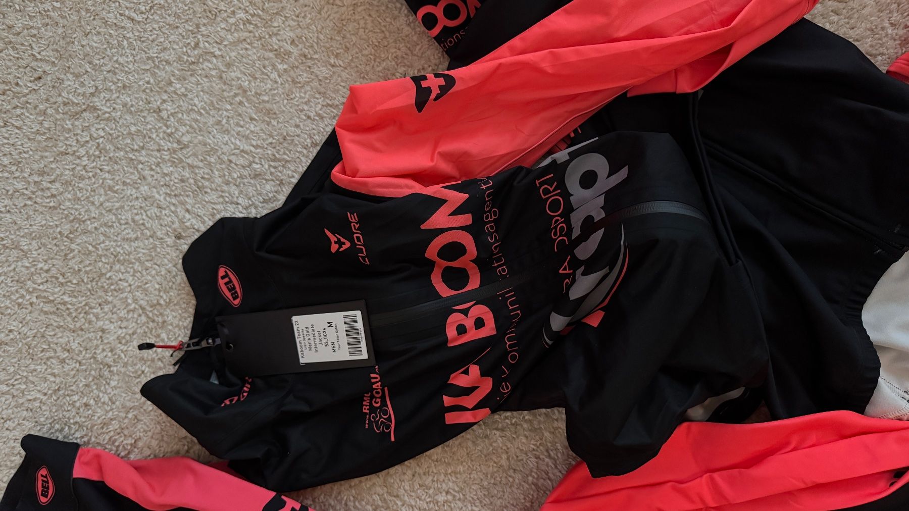 Kleiderpakete: Cuore Cycling Kit ab 1.- – Gebraucht aus Zürich von bikeamme1 5