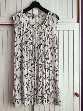 Leichtes Sommerkleid für Damen - Neu