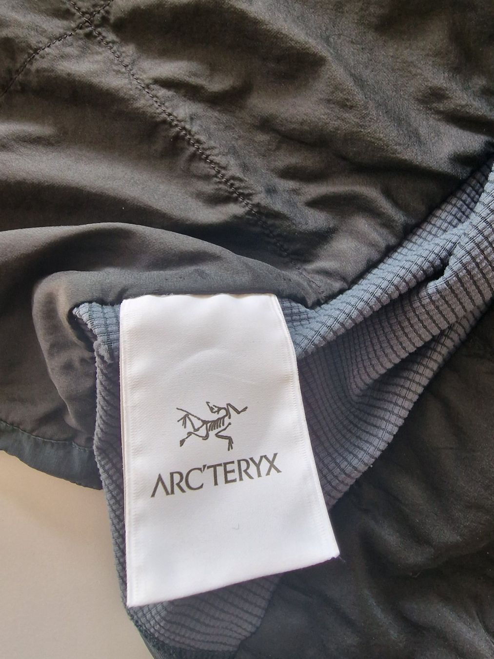 Arcteryx Giacche: Arcteryx Atom SL Hoody – Usato da Aarau Rohr venduto da Ricardo09 5