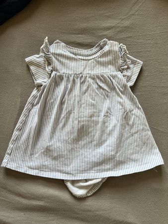 Kleid/Body für Baby Gr. 62
