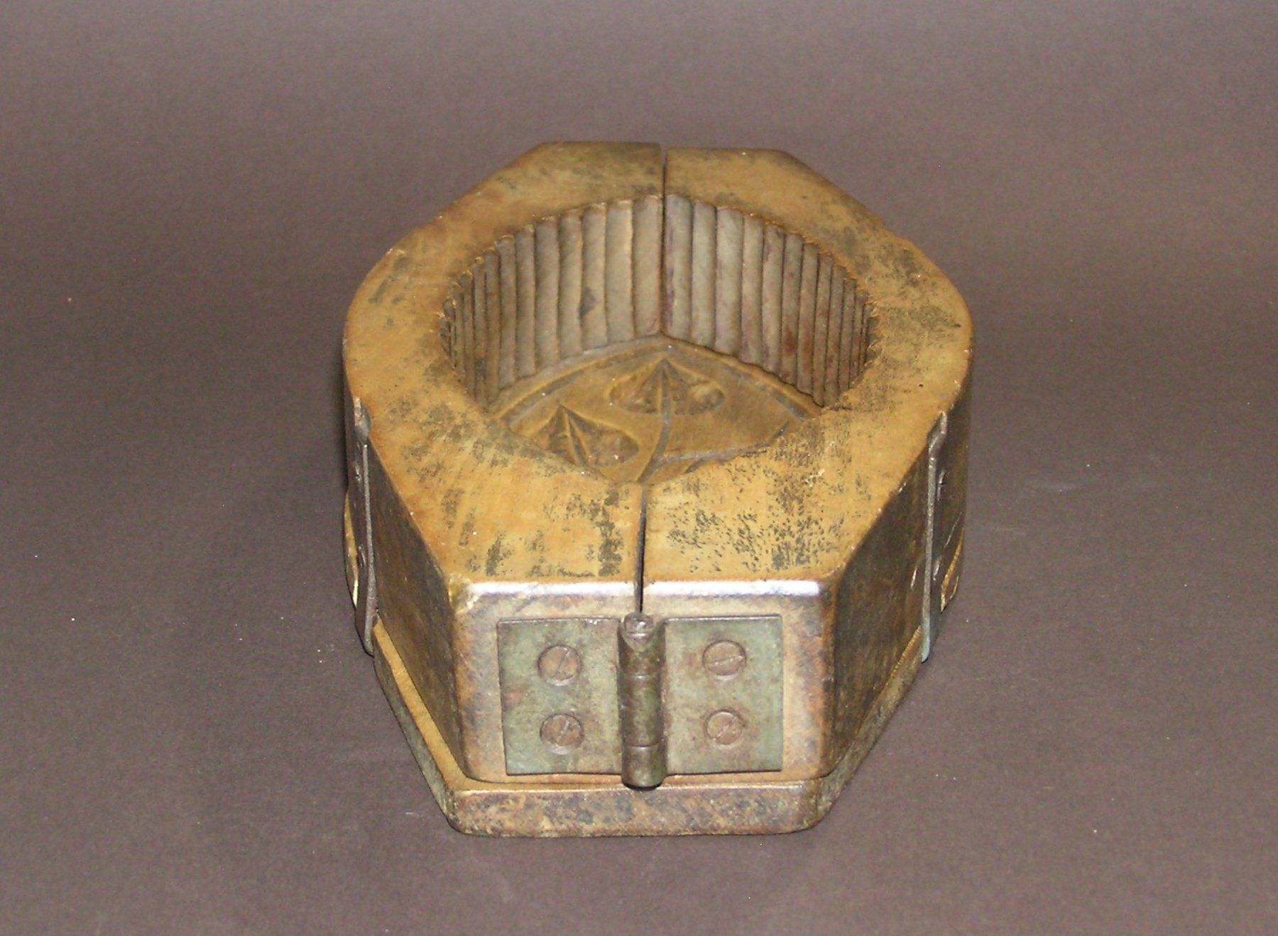 Backformen: ANTIKE GROSSE BUTTERFORM BUTTERMODEL – Gebraucht aus Grenchen von Antique-hunter 5