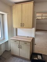 Küchen-Element, Ober- und Unterschrank