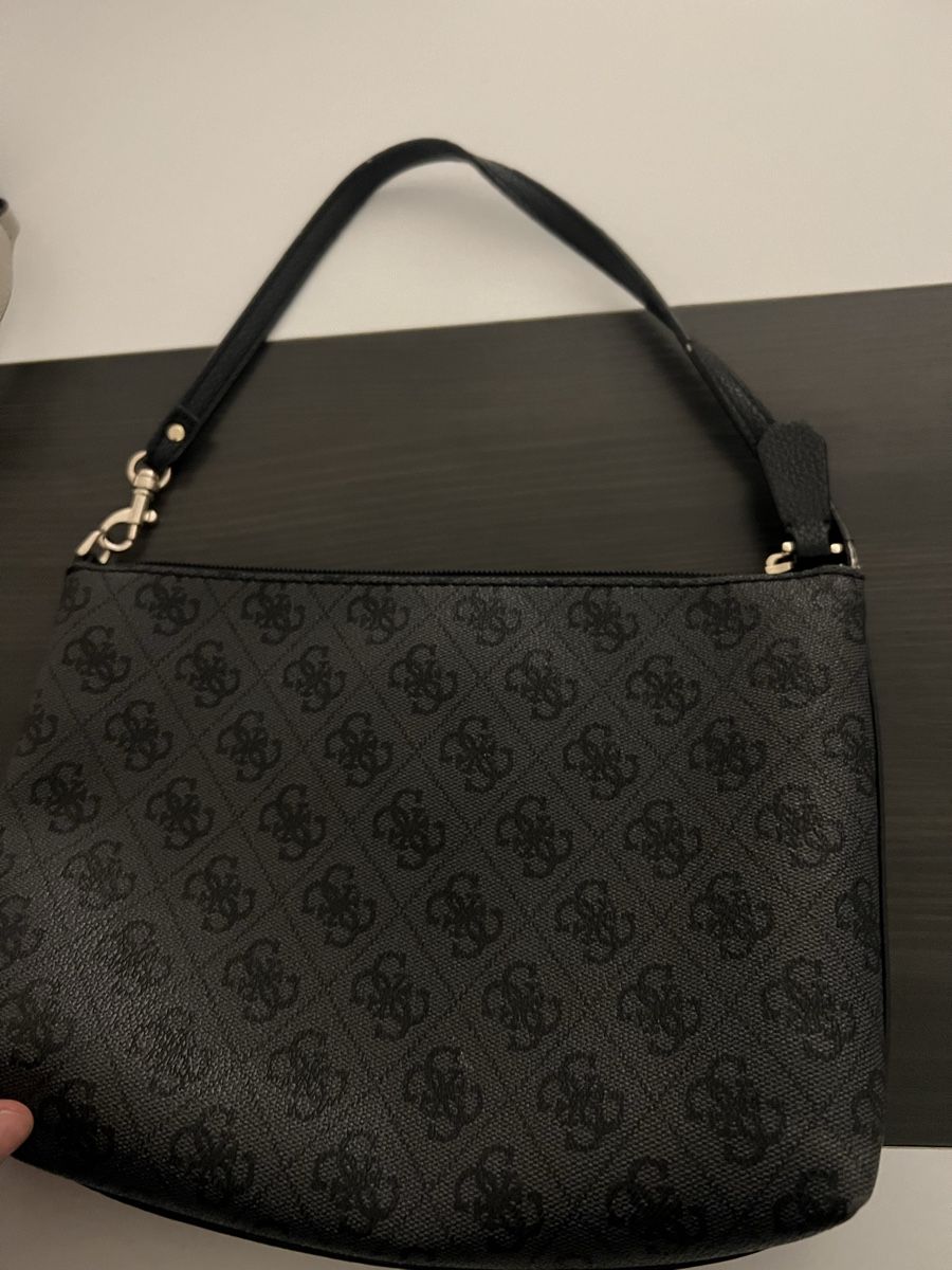 Guess Borse da donna: Guess kleine Handtasche – Usato da Rubigen venduto da mil_98vx 1