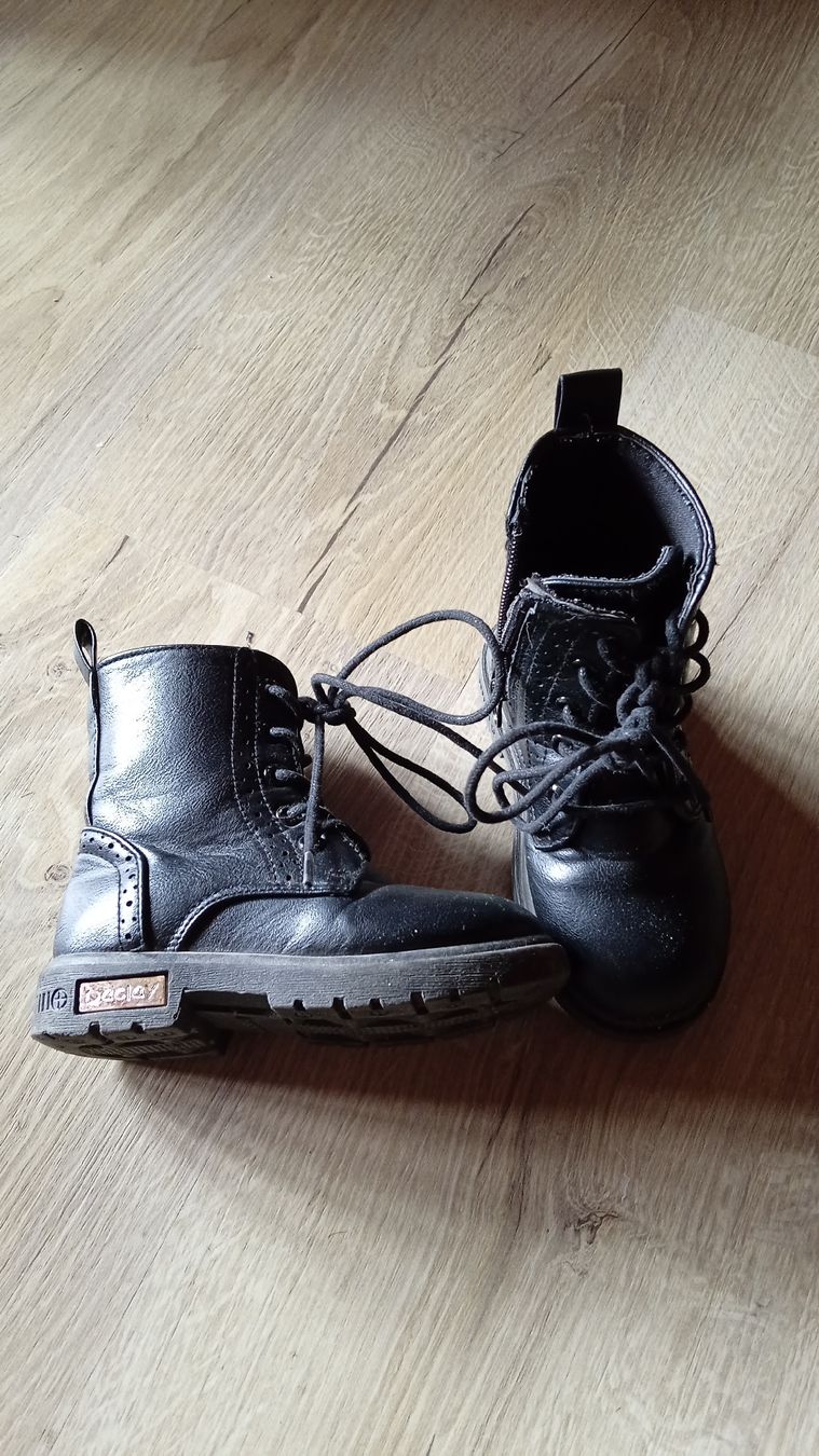 Scarpe per ragazzi: Bottes enfant 26 – Usato da Evolène venduto da mar_v6xv
