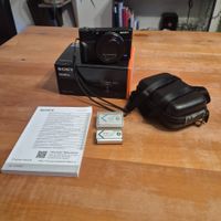 Sony Cyber-shot DSC-RX100 VII Kamera mit Zubehör