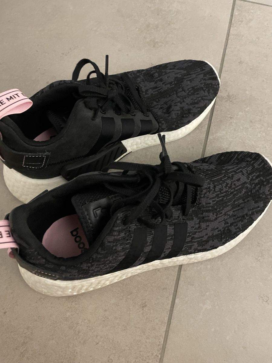 Adidas Damenschuhe: NMD Adidas Sneakers – Gebraucht aus Zunzgen von mel_y6w2