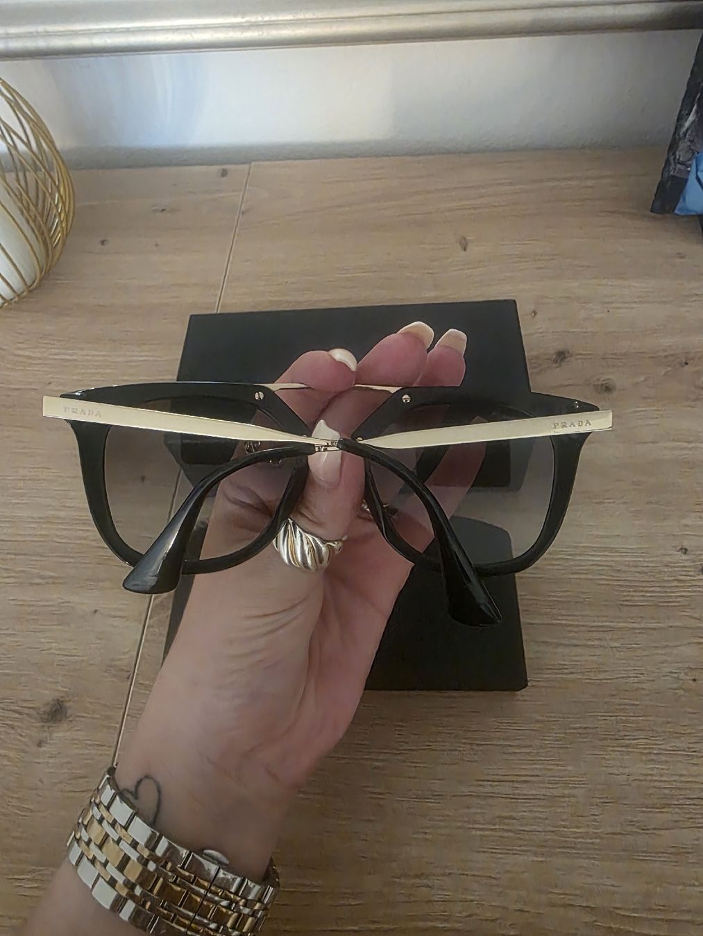 Prada Lunettes & Verres: Original Prada Sonnenbrille – Neuf (Voir description) à Wangen b. Olten par kaj.ya 1