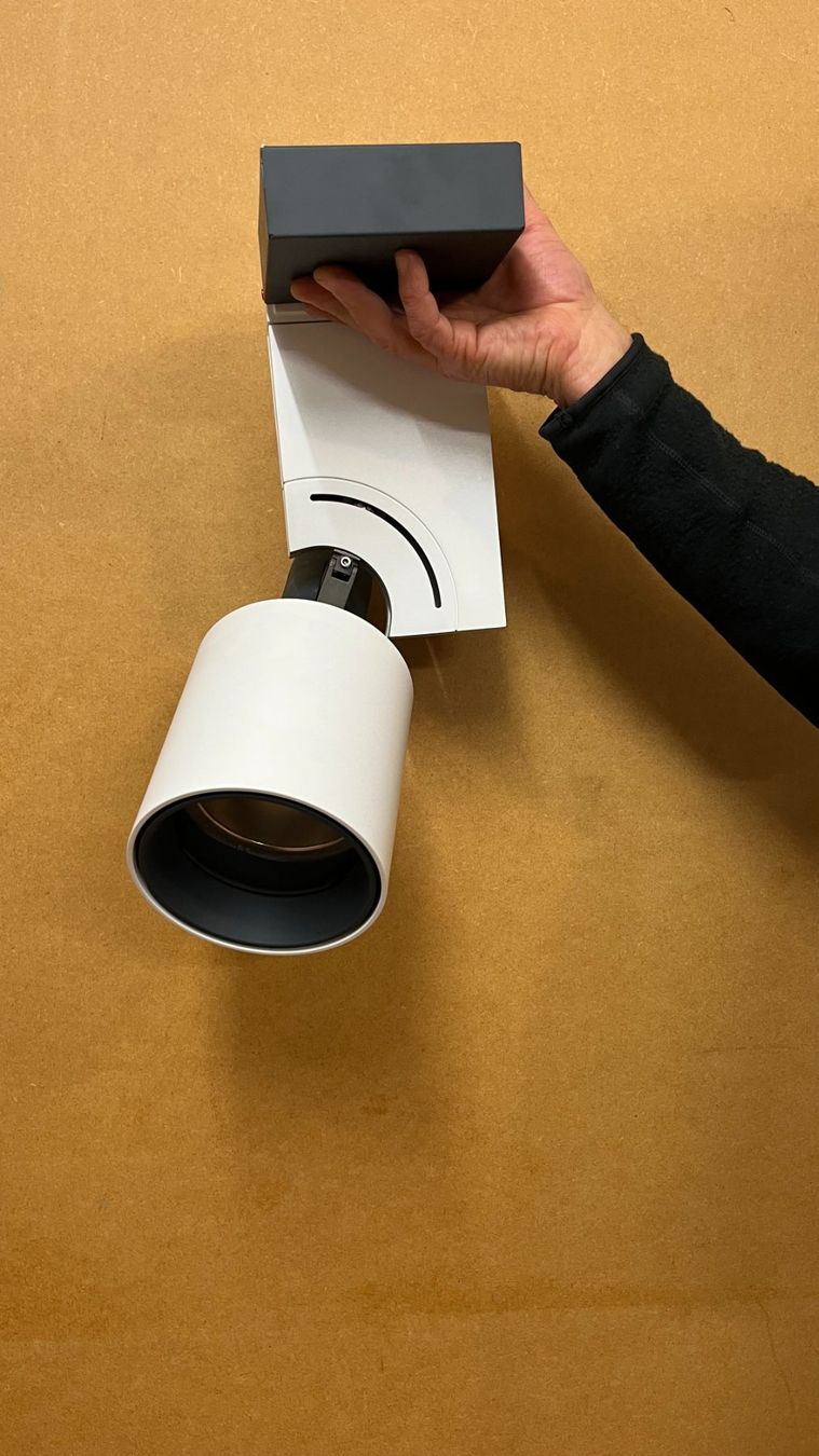 Lampade: Spots directionnels blancs de marque Kreon. – Usato da St-Blaise venduto da pau_5yfn 2