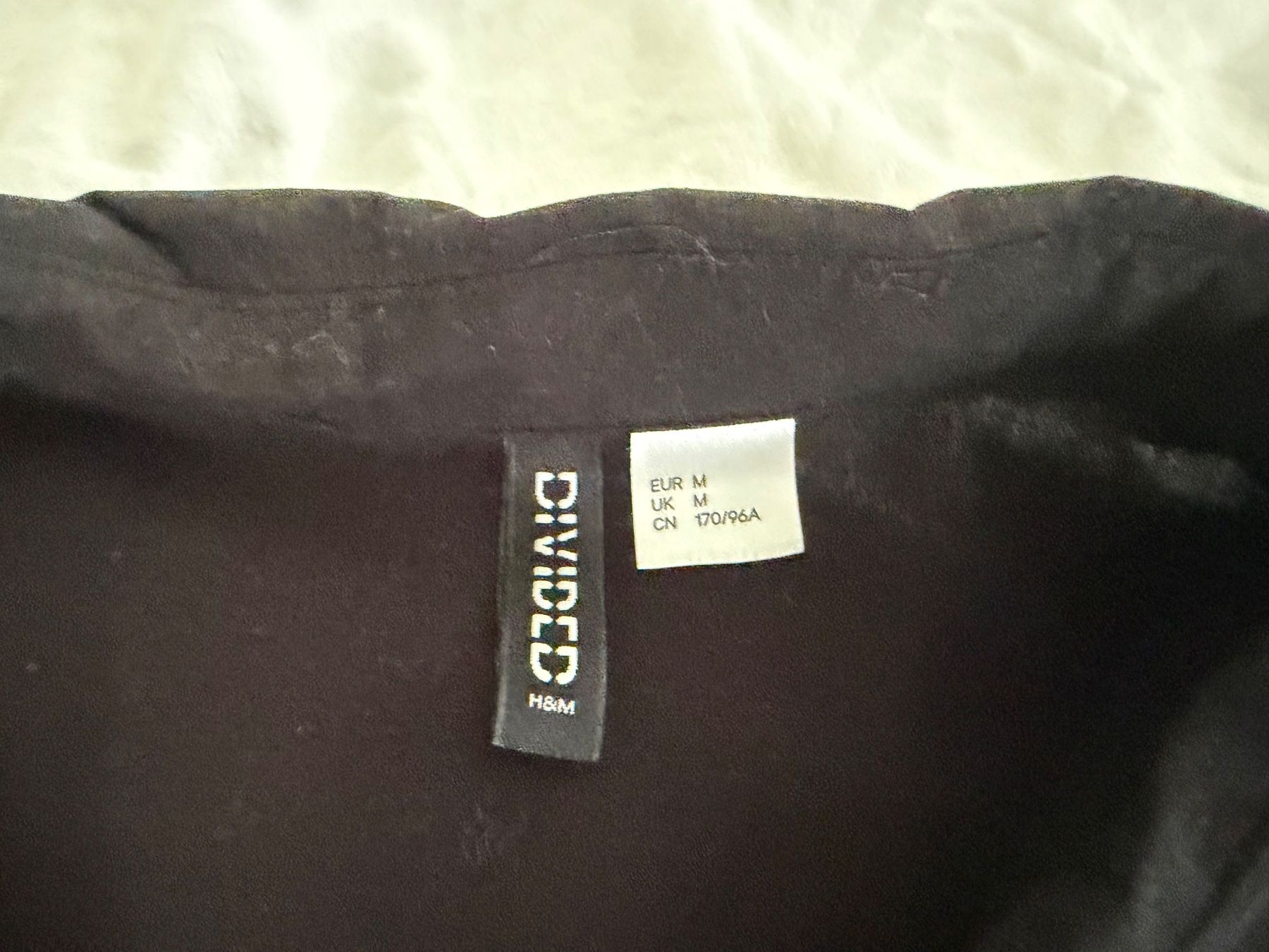 H&M Blusen: Camicia nera larga H&M DIVIDED taglia M – Gebraucht aus Agno von Ali99 2