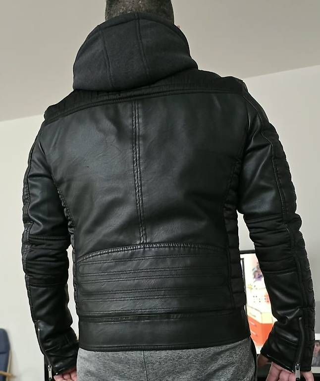 Giacche: Warme Winterjacke neu – Nuovo (secondo la descrizione) da Zürich venduto da Orkageta