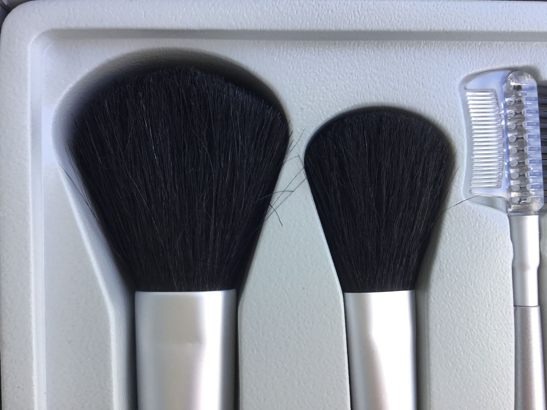 Make-up: Coffret pinceaux maquillage avec support – Nuovo e nell'imballaggio originale da Le Landeron venduto da nic_8hd5 4