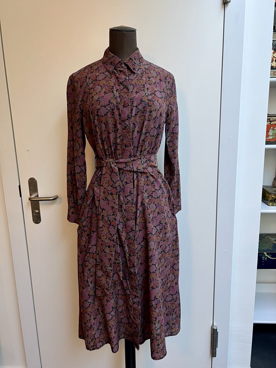 Robes: MaxMara Seidenkleid 34 – D'occasion à Wabern par La-Vitrine 3
