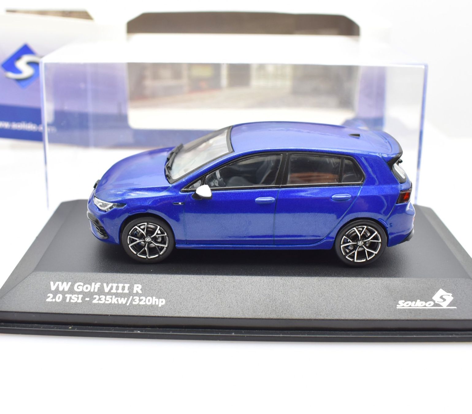Volkswagen Modellini d'auto: VW Golf VIII R 2.0 TSI – Nuovo e nell'imballaggio originale da Flawil venduto da Imperiosud 2