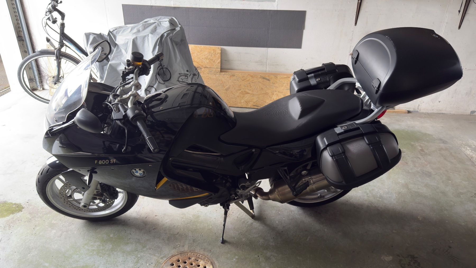BMW Touring: BMW F800 ST – Nuovo (secondo la descrizione) da Sommeri venduto da JnD_91