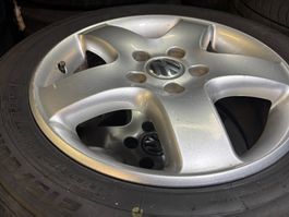 VW Volkswagen Felgensatz 17 Zoll Alusatz 215/60/17 R17 C