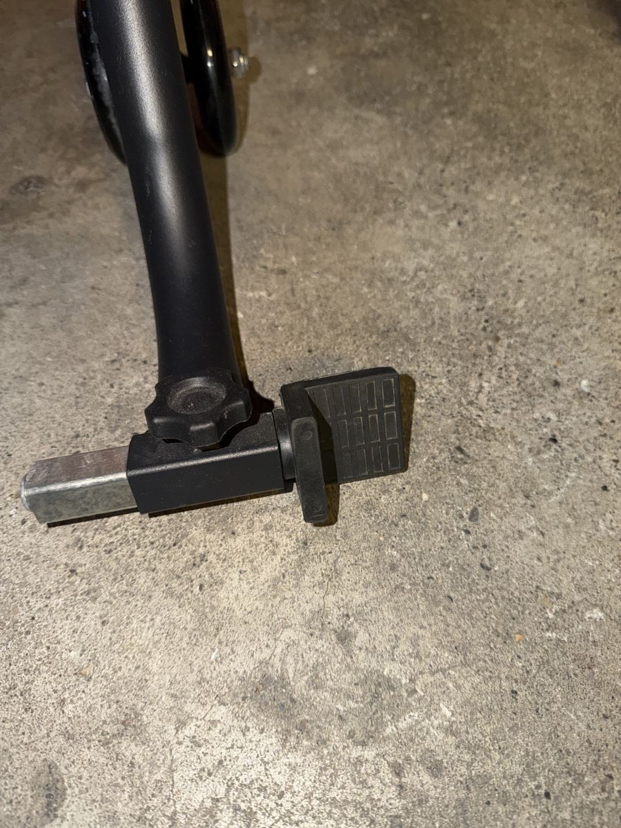 Stander: Universelles Motorrad Ständer – Usato da Dänikon ZH venduto da RAFIMIKI 1