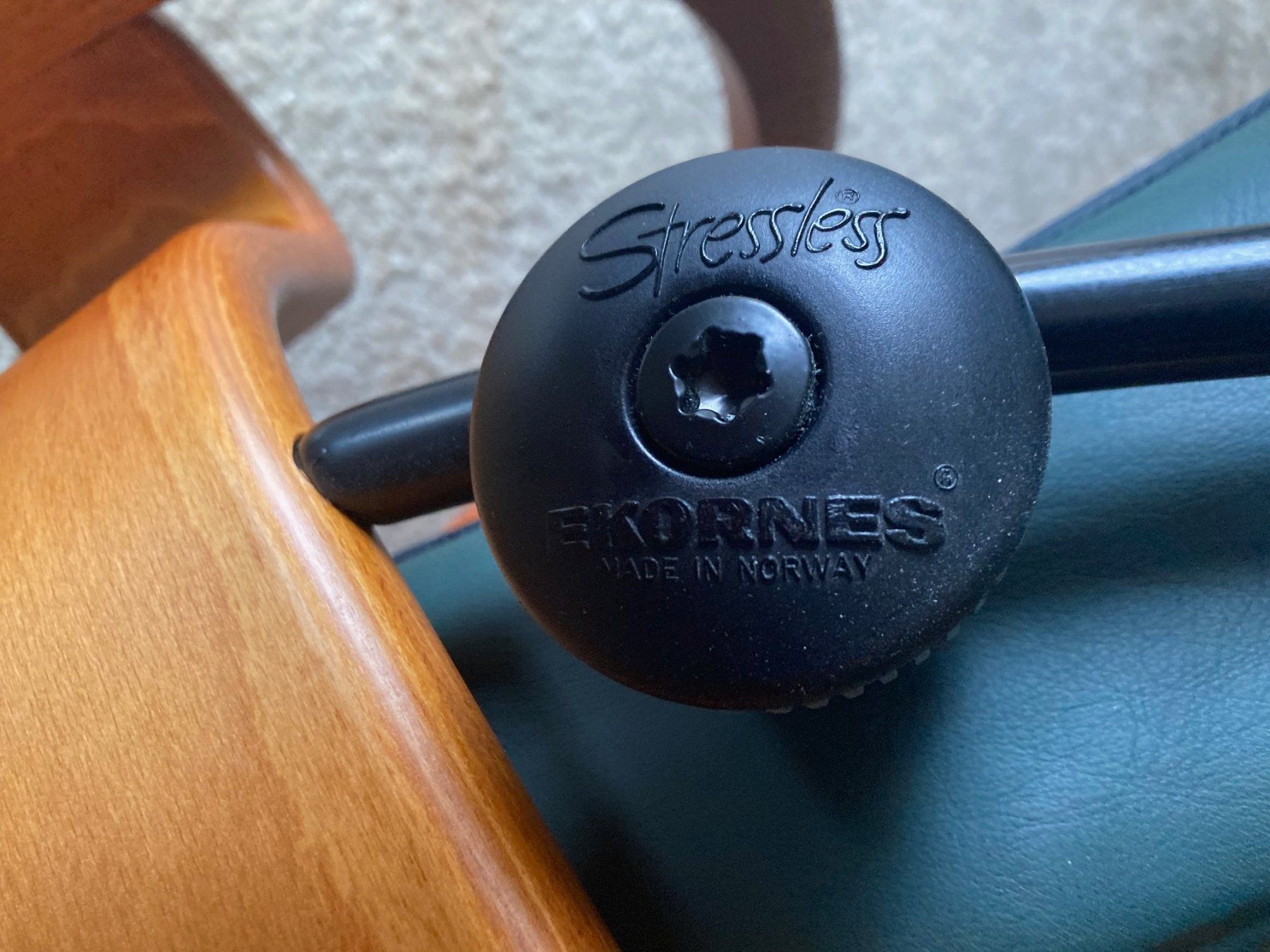 Poltrone: Ekornes Stressless Relaxsessel – Usato da Gelterkinden venduto da Busfreak 2