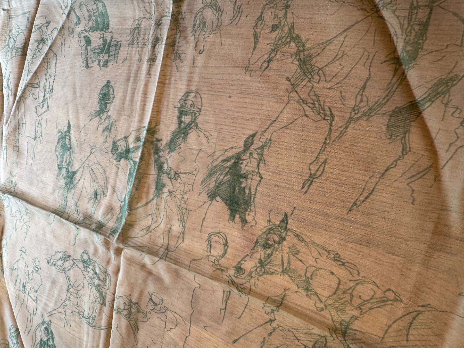 Hermès Foulards, Tücher & Schals: Hermes "Croquis Champs de Courses" 90 cm Mint – Neu (gemäss Beschreibung) aus Grund b. Gstaad von ReLuxe 6