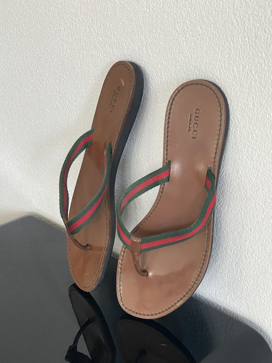 Gucci Scarpe da donna: Gucci GG Thong Web sandals size 40 – Usato da Richterswil venduto da Prangins9 6