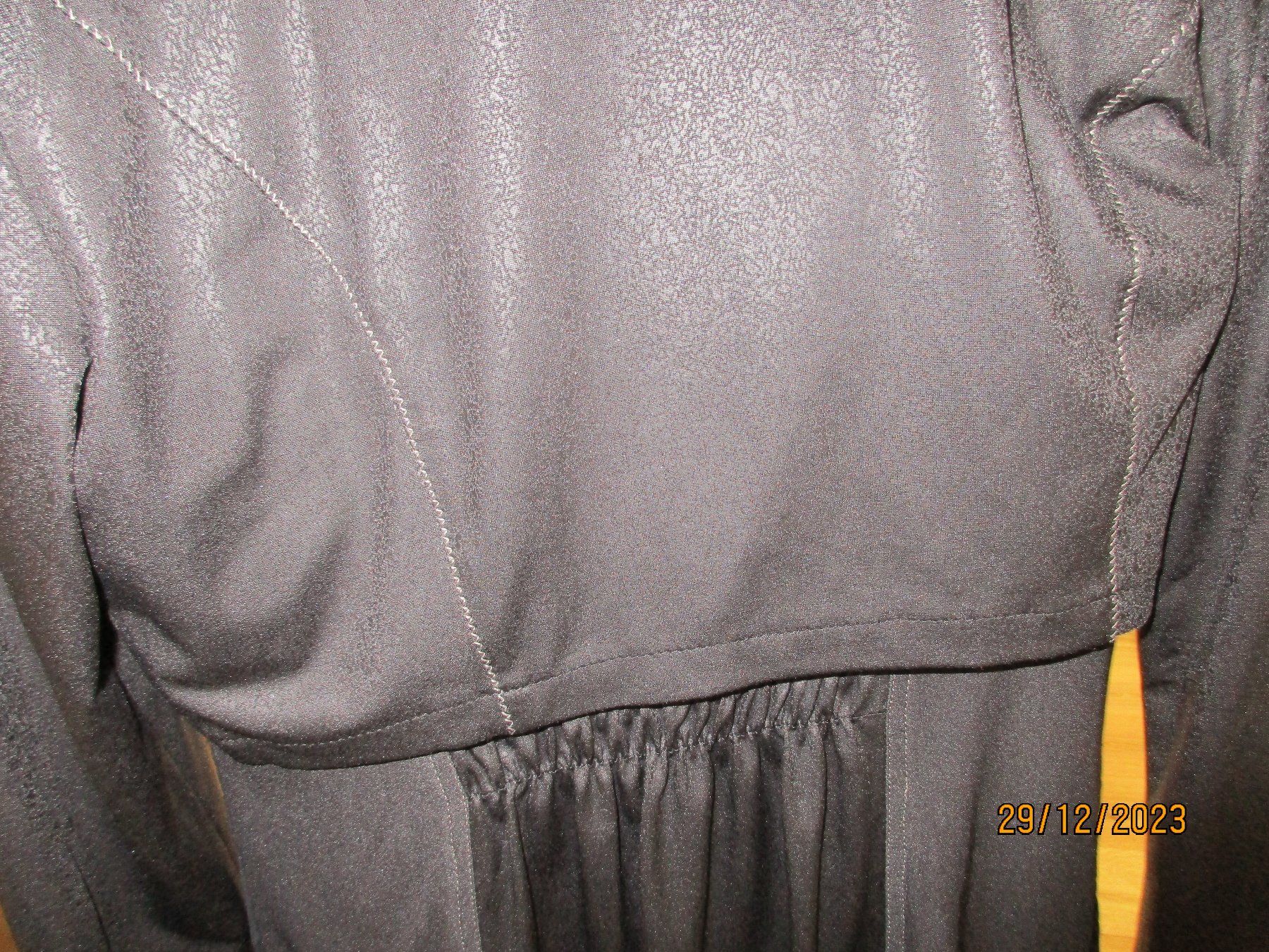 Vestiti: Kleid mit Jäckli wunderschön M schwarz mit Spitzen – Nuovo (secondo la descrizione) da Ottenbach venduto da Claurin 4